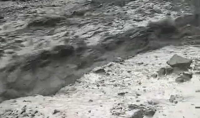 Elazığ'da sağanak sonrası sel