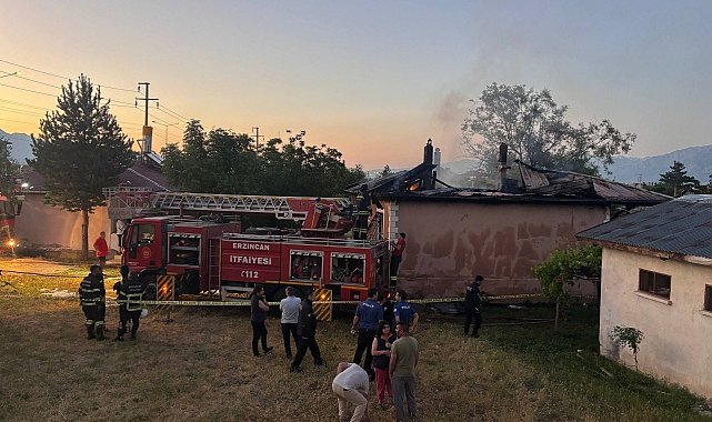 Emekli öğretmen yangında hayatını kaybetti