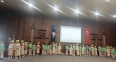 Emet'te 4-6 Yaş Kur'an kursu öğrencilerinden yıl sonu gösterisi