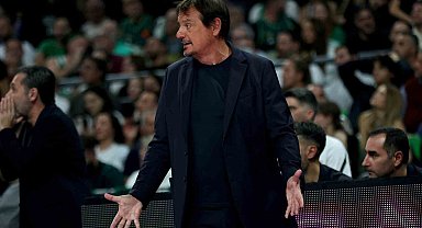 Ergin Ataman, Olimpiakos taraftarına cevap verdi