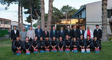 Erzincan Fen Lisesi Futbol Takımı Türkiye finalleri yolunda