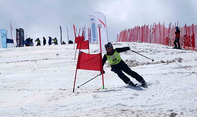 Erzurum'da Haziran ayında kayak keyfi