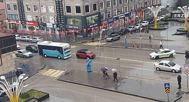 Erzurum'da kuvvetli sağanak yağış uyarısı