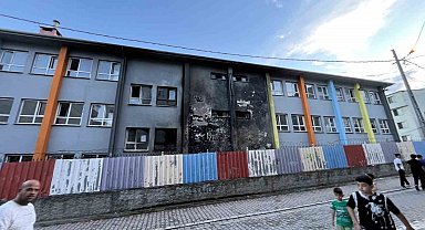 Esenyurt'ta ilkokulda yangın