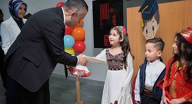 Esenyurt'ta miniklere coşkulu mezuniyet töreni