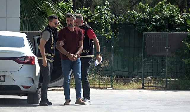 Eski eşini eşarp ve yastıkla boğan sanık, olay gecesi kız arkadaşına trafikte birisini öldürdüğünü söylemiş