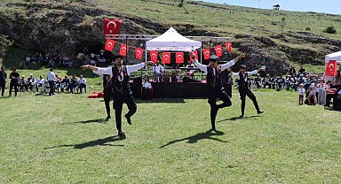 Eskişehir'de Bahar Şenliği ve Şalvar Gecesi coşkusu