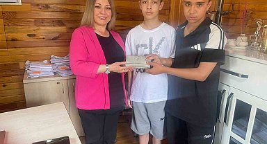 Eskişehir'de çocuklardan örnek davranış