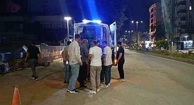 Evine giderken asansör boşluğuna düşüp ağır yaralandı