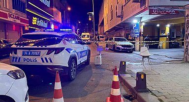 Eyüpsultan'da motosikletli şüphelilerden silahlı saldırı: 1 yaralı