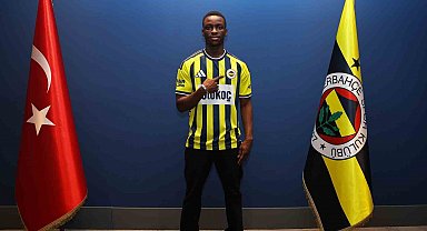 Fenerbahçe, genç yetenek Amara Diouf ile sözleşme imzaladı