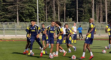 Fenerbahçe, Topuk Yaylası'ndaki ilk antrenmanını yaptı