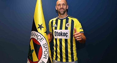 Fenerbahçe, Vedat Muriqi ile 3 yıllık sözleşme imzaladı
