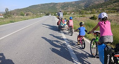 Fransız aile, bisikletle dünya turu kapsamında Konya'ya ulaştı