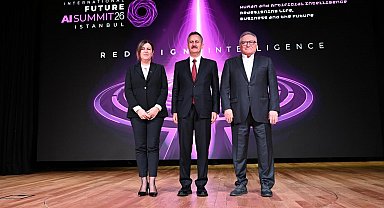 Future AI Summit 26'da konuşan Savunma Sanayi Başkanı Görgün: "Bir haftada 240 milyon dolar, ayda 1 milyar dolar civarı savunma sanayi ihracatı yapıyoruz"