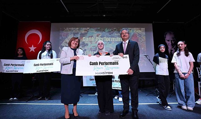 Gaziantep'te sanatla yükselen öğrenciler ödüllendirildi