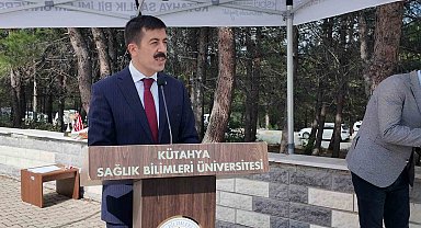 Gediz Sağlık Hizmetleri MYO'dan mezun olan 220 öğrenci sağlık ordusuna katıldı