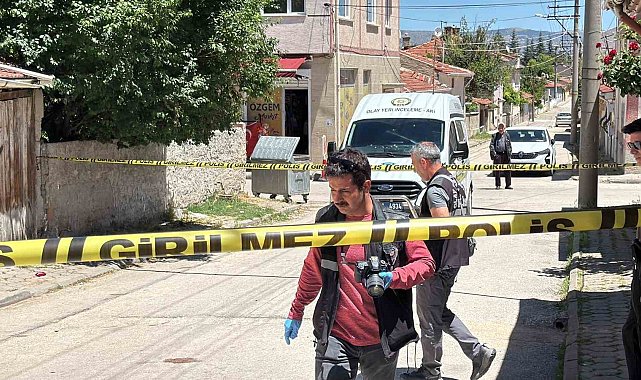 Geri ger gelen aracın çarptığı kadın hayatını kaybetti