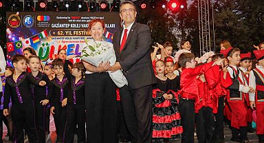 GKV'li minik dansçılardan dünya turu