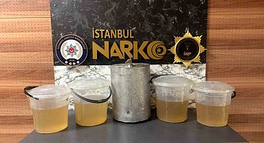 Güngören'de uyuşturucu operasyonu: Alüminyum kazandan 40 kilo sıvı metamfetamin çıktı