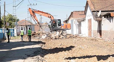 Hacıaliobası'nda yol çalışmaları başladı