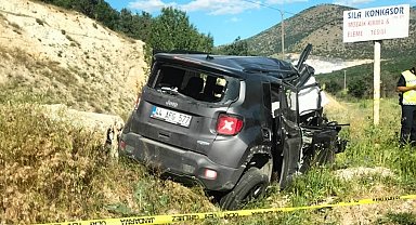 Hafif ticari araç kayalıklara çarptı: 1 ölü