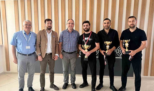 Hastane çalışanları arasında masa tenisi turnuvası