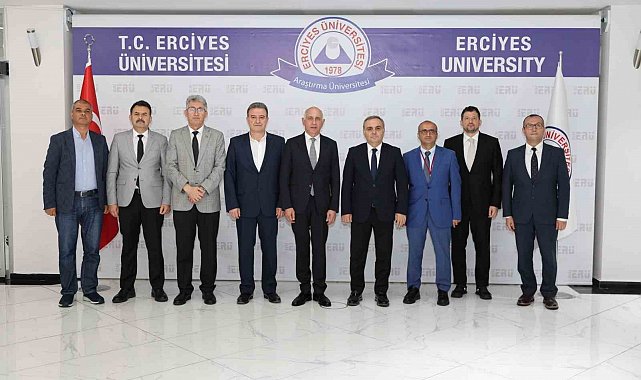 Hayırsever iş insanı Asım Kibar, ERÜ'de anıldı