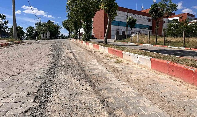 Hayrabolu'da bakımsız hastane yolu vatandaşları mağdur ediyor