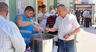 Hisarcık İlçe Müftülüğü'nden aşure ikramı