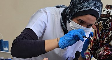 Huzurevi sakinlerine ağız ve diş sağlığı taraması yapıldı