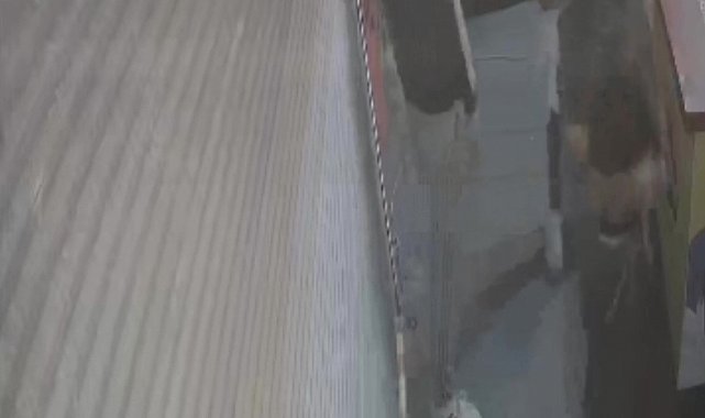 İçecek hırsızlığı güvenlik kamerasında