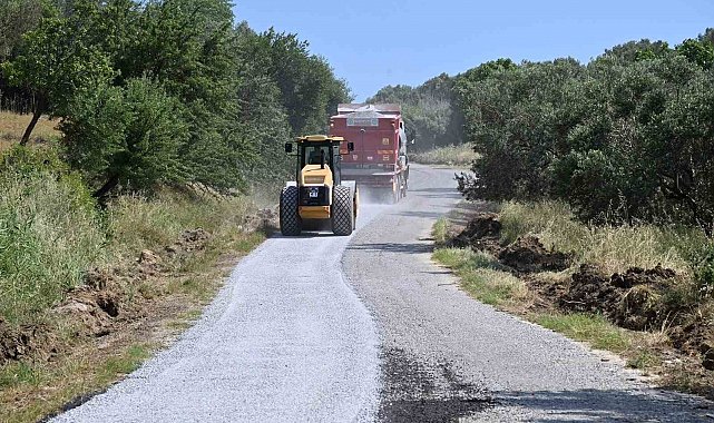 İki köy birbirine asfalt yolla bağlanıyor