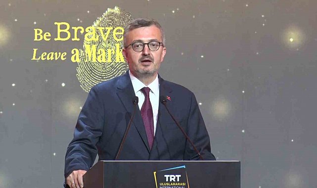 İletişim Başkanı Duran: "Gerçekleri olduğu gibi anlatmanın cesaret gerektirdiği bir dönemdeyiz"