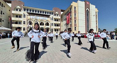 İlkokul öğrencileri 'Yaza Merhaba Şöleni' ile eğlendi