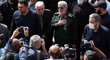 İran: "İsrail Lübnan'dan tamamen çekilmeli, aksi takdirde kaçmak zorunda kalacak"