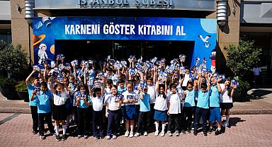 İş Bankası şubeleri karnelerini alan çocukları bekliyor