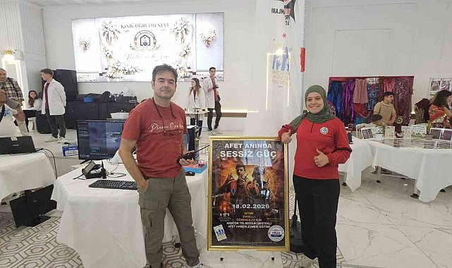İşitme engelli öğrenciden tarihi başarı: Bergamalı Didem, A Sınıfı amatör telsizci oldu