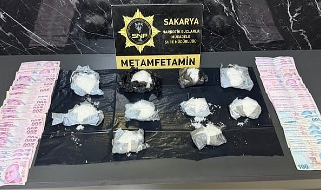 İstanbul'dan yola çıktı, gişelerde yakayı ele verdi: 1 kilo metamfetamin ele geçirildi