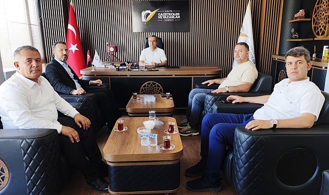 Kahta Devlet Hastanesi yönetimi basın temsilcileriyle buluştu