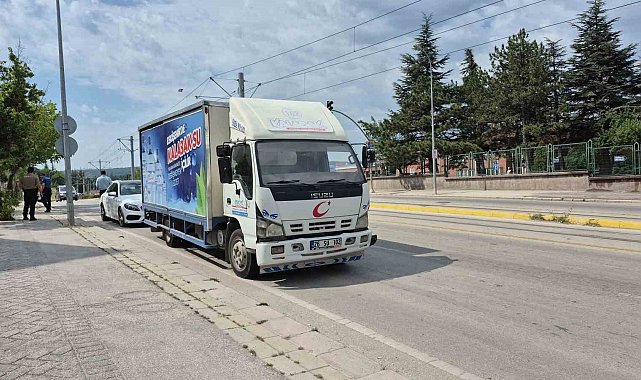 Kalabak su kamyonunun çarptığı 9 yaşındaki çocuk ağır yaralandı