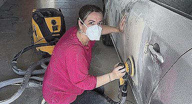 Kaportacı Özlem usta: "İşimi severek yapıyorum"