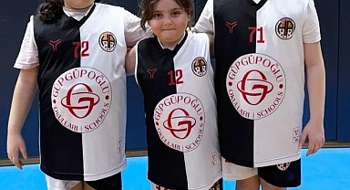 Kardeşlik ruhu sahaya taşındı