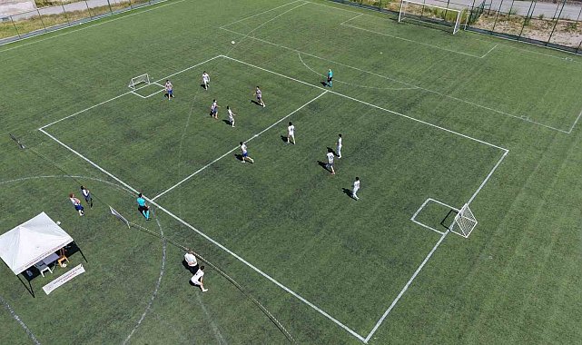 Kayseri'de 5x5 Futbol Gençlik Kupası başladı