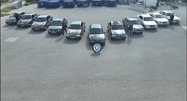Kazalı lüks araçları change işlemiyle piyasaya süren şebeke çökertildi