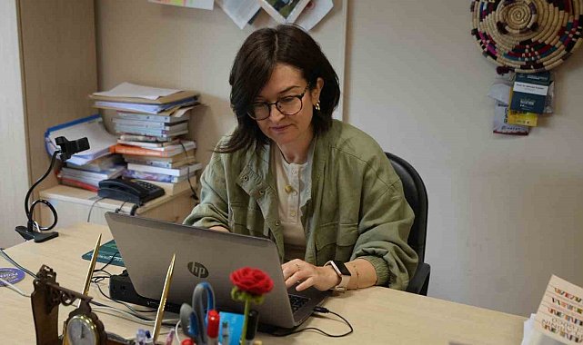 KBÜ'den dijital ebeveynliğe bilimsel destek