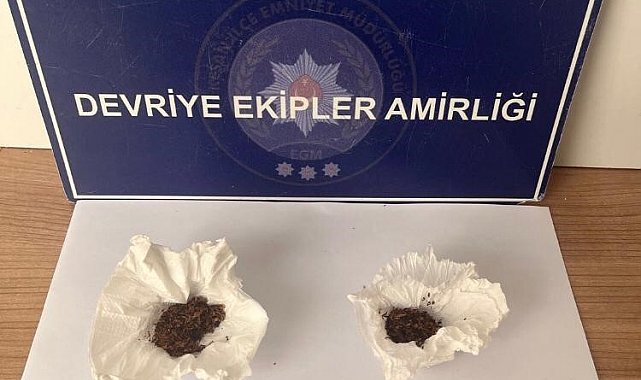 Keşan'da polisin durdurduğu 5 şüpheliden uyuşturucu madde ele geçirildi