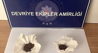 Keşan'da polisin durdurduğu 5 şüpheliden uyuşturucu madde ele geçirildi