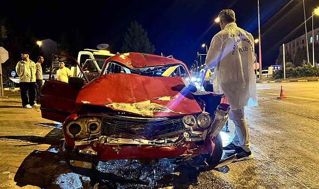 Kırmızı ışık ihlali yapıp motosiklete çarpan sürücüye 51 bin TL ceza kesildi