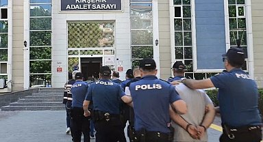 Kırşehir'de 10 milyon liralık iş yeri hırsızlığında 5 şüpheli tutuklandı